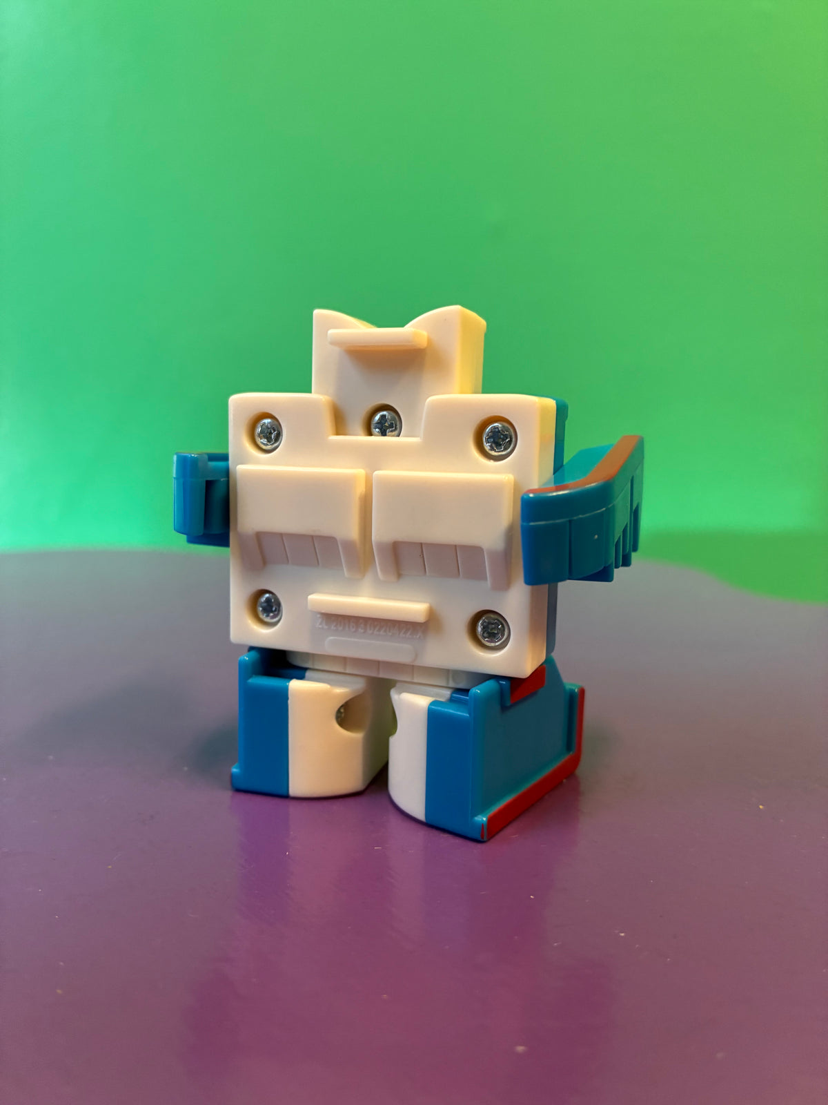Lakeshore・Alpha Bots・Figure / レイクショア・アルファボット