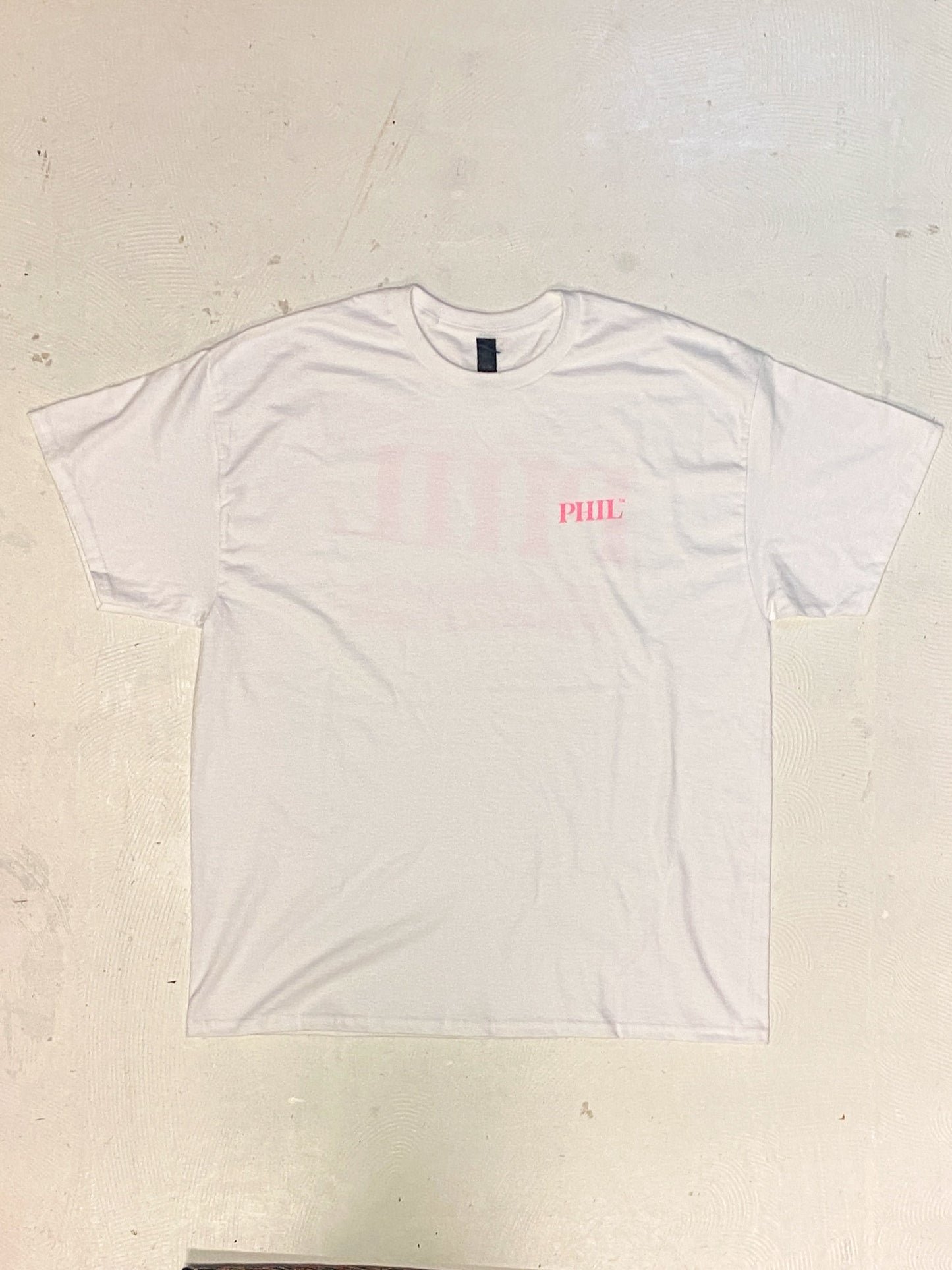 PHIL STORE S/S TEE (PINK LOGO)
