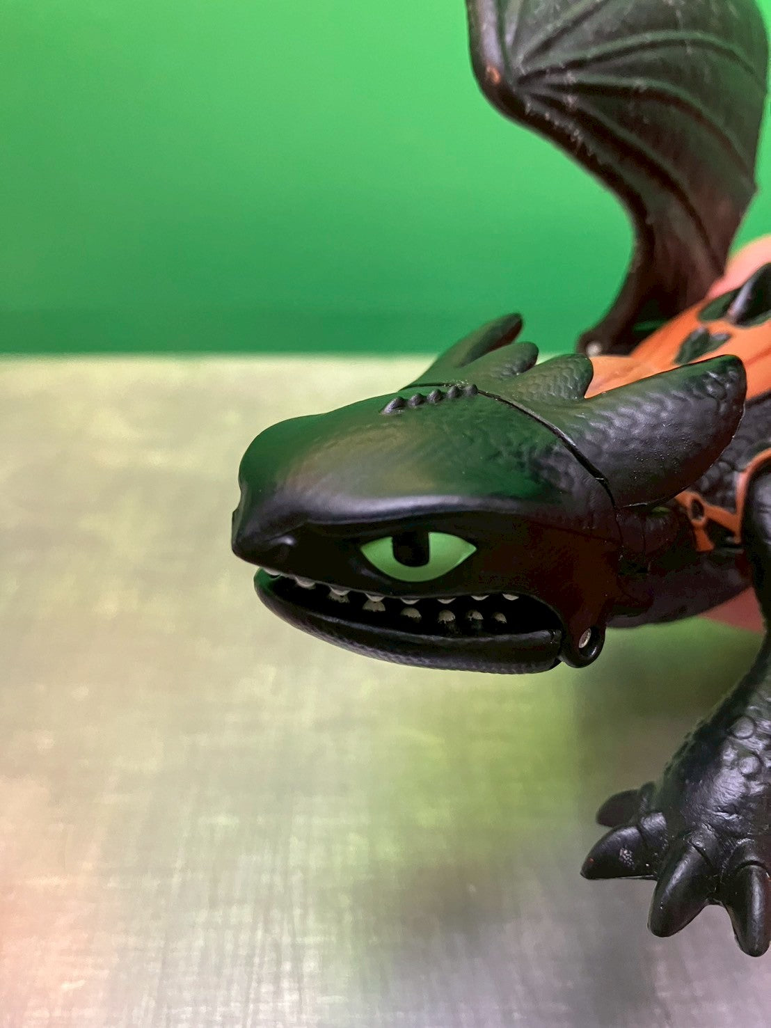 How to Train Your Dragon・Toothless / ヒックとドラゴン・トゥース・フィギュア
