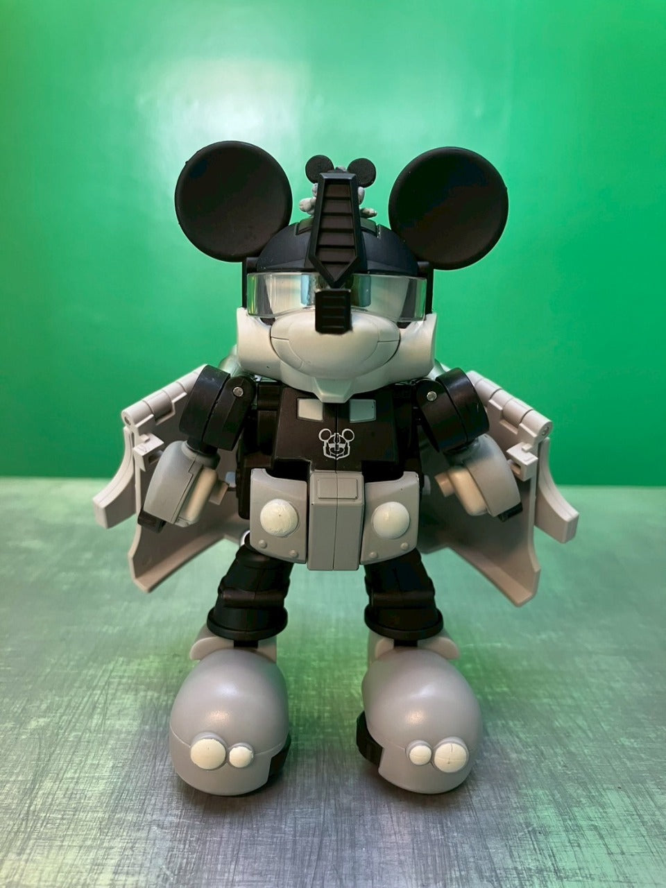 【箱付き】2009・TAKARA TOMY・TRANSFORMERS・MICKEY MOUSE TRAILER (MONOCHROME) / トランスフォーマー・ミッキーマウストレーラー