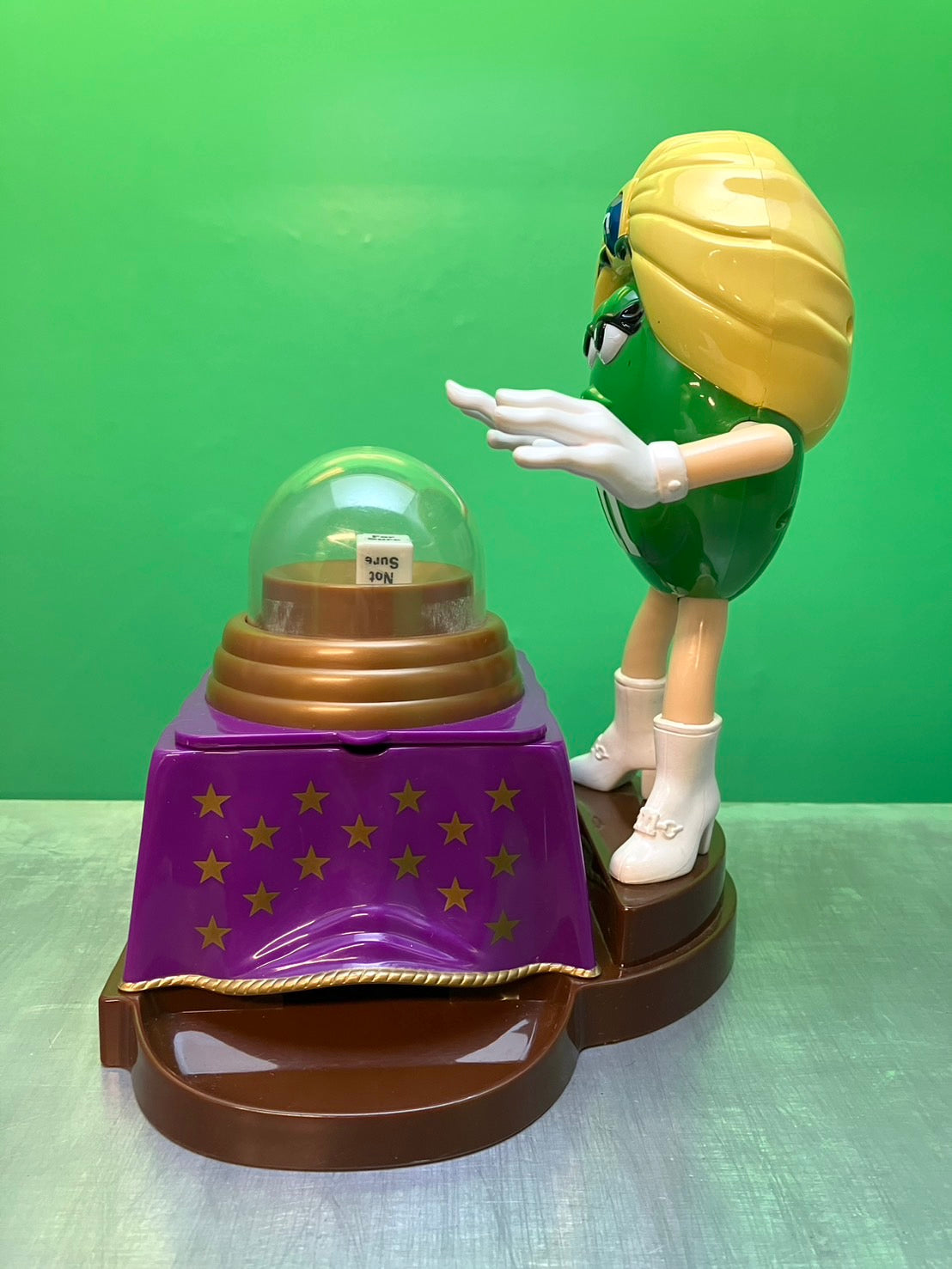 Mars・M&M's・Fun Fortunes Chocolate Candy Dispenser / エムアンドエムズ・ファン フォーチュン ディスペンサー・占い師