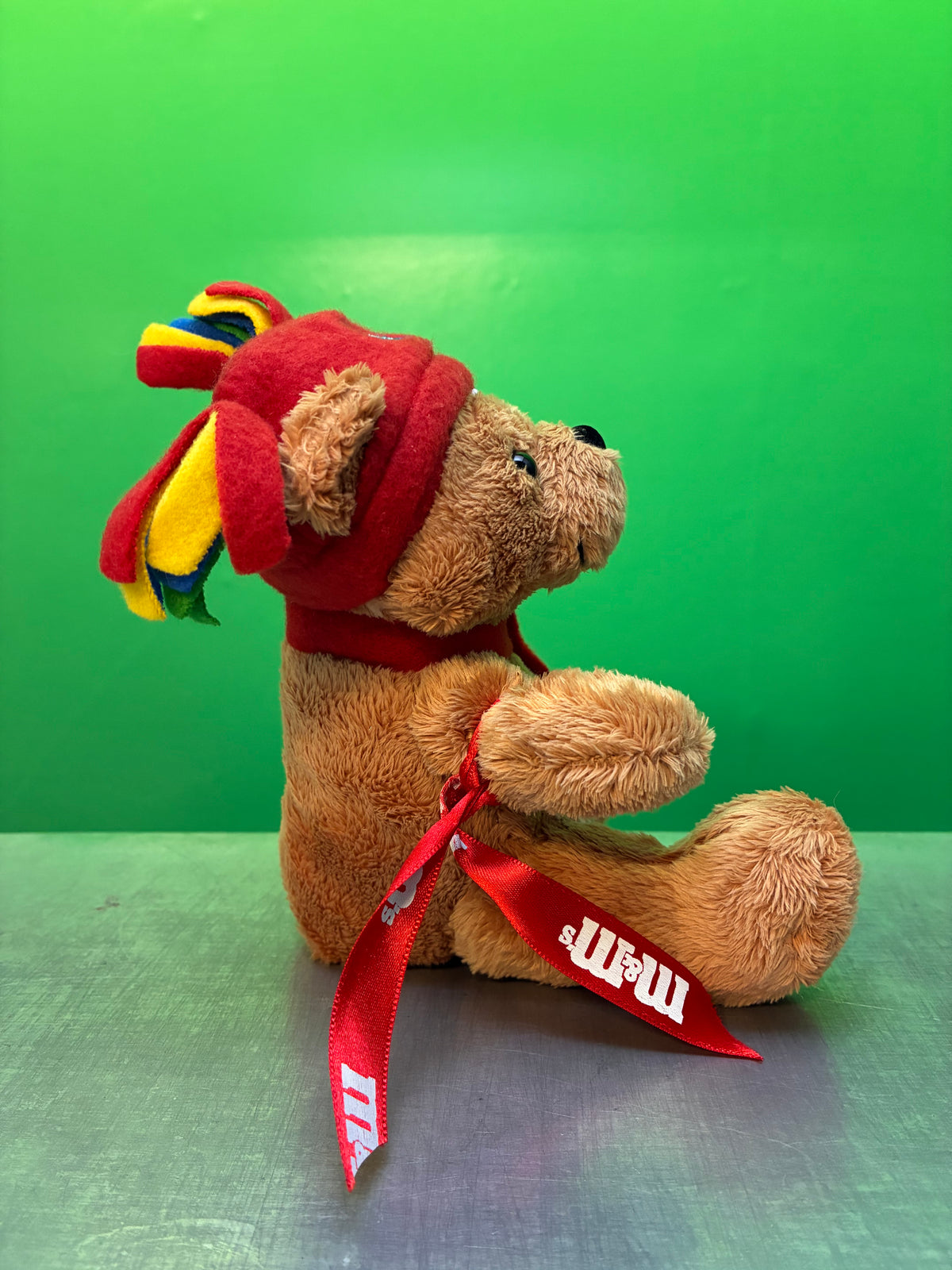 Galerie・M&M’S・Bear・Red・Plush / エムアンドエムズ ワールド・熊・ベアー・レッド マフラー・ぬいぐるみ