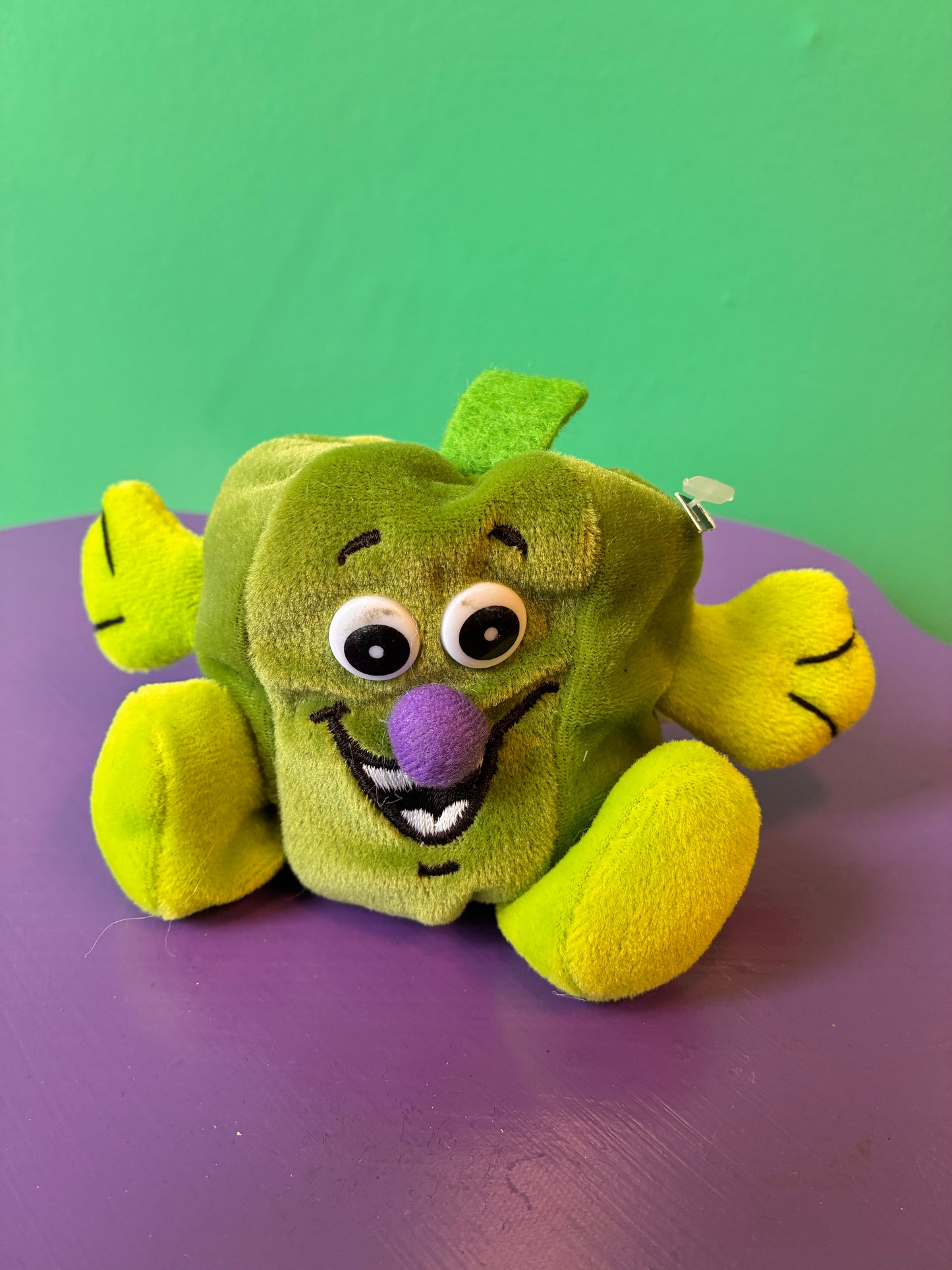 1990's・Veggie Friend Seedies・Belle Pepper・Beanbag Plush / ベジフレンズ・ピーマン・ぬいぐるみ