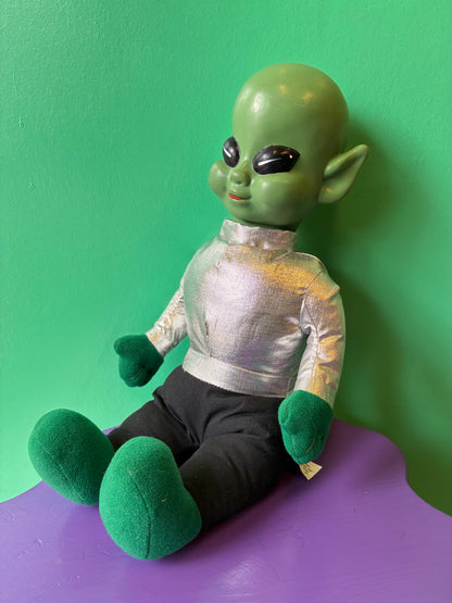 1997・DGE Corp・Green Alien・Plush / グリーンエイリアン・ぬいぐるみ