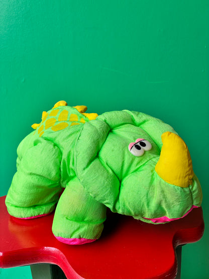 1992・Dino Roars・Fisher-Price / フィッシャープライス・ディノロアーズ・トリケラトプス・ぬいぐるみ