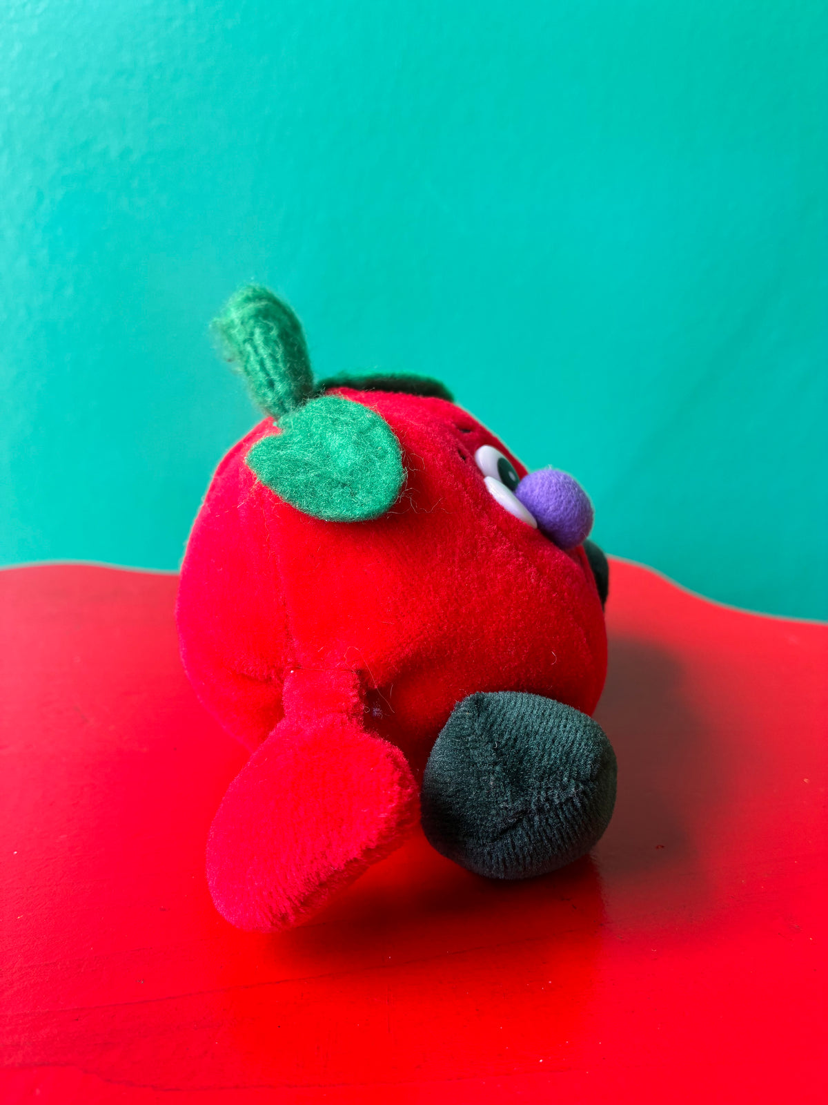 1990's・Veggie Friend Seedies・Ripe Tomato・Beanbag Plush / ベジフレンズ・トマト・ぬいぐるみ