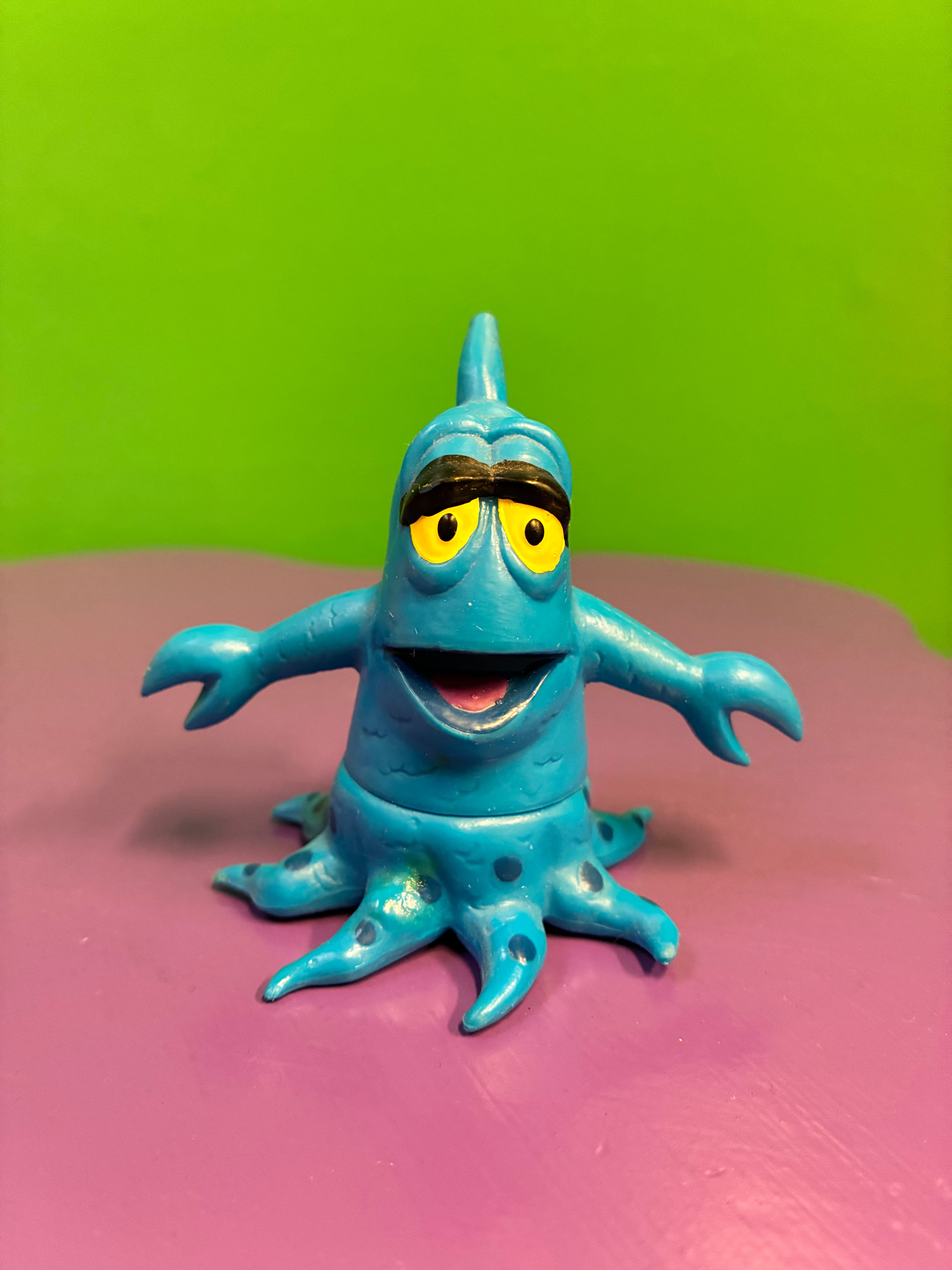 FIGURES – PHIL