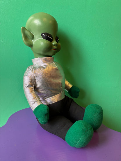 1997・DGE Corp・Green Alien・Plush / グリーンエイリアン・ぬいぐるみ