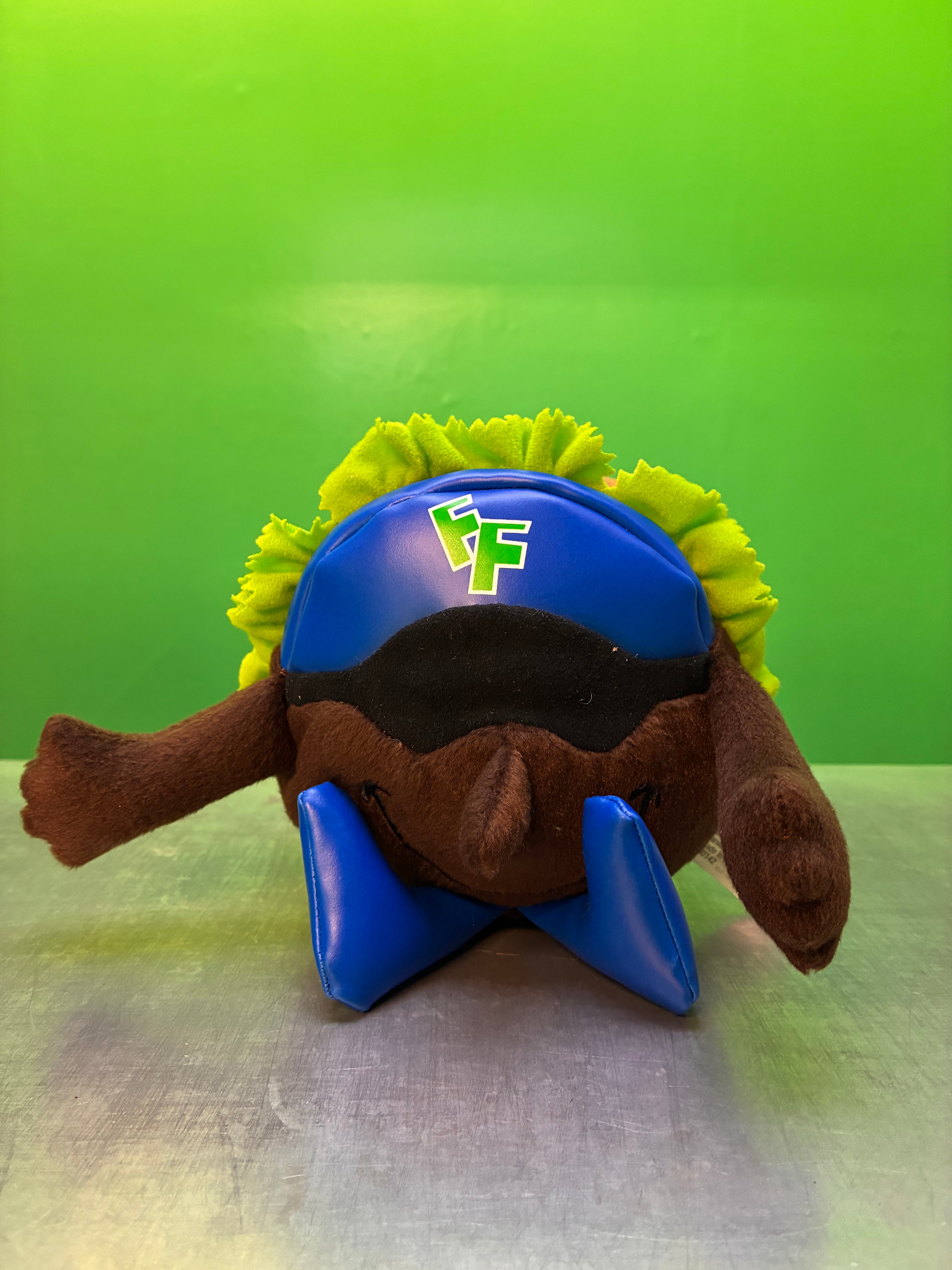 PLUSH – PHIL