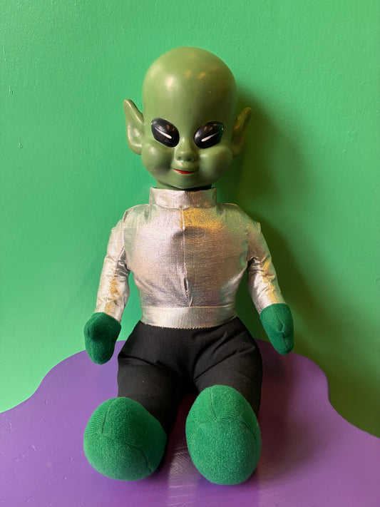 1997・DGE Corp・Green Alien・Plush / グリーンエイリアン・ぬいぐるみ