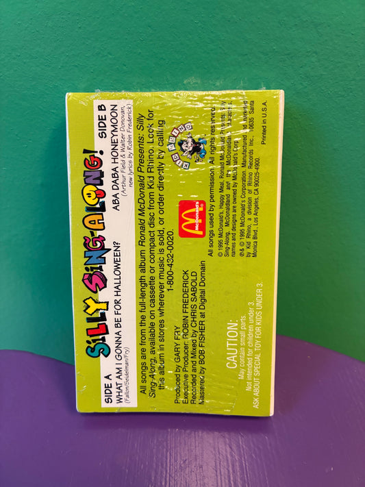 1995・McDonald's・Ronald McDonald・Magical Radio - Silly Sing Along #3・Cassette tape / マクドナルド・カセットテープ
