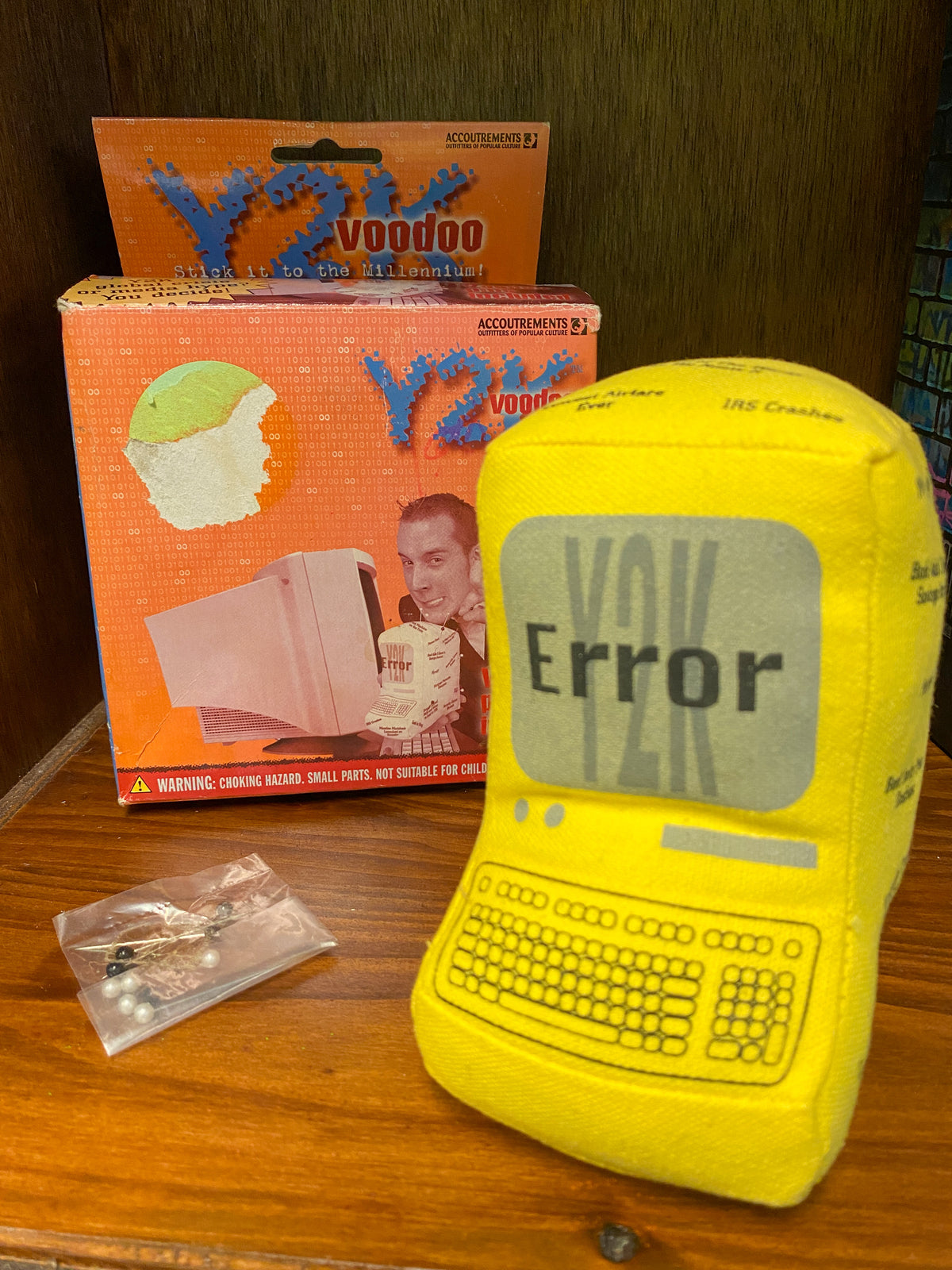 Accoutrements・Y2K Voodoo / ミレニアムバグ・2000年問題・ブードゥー・ぬいぐるみ