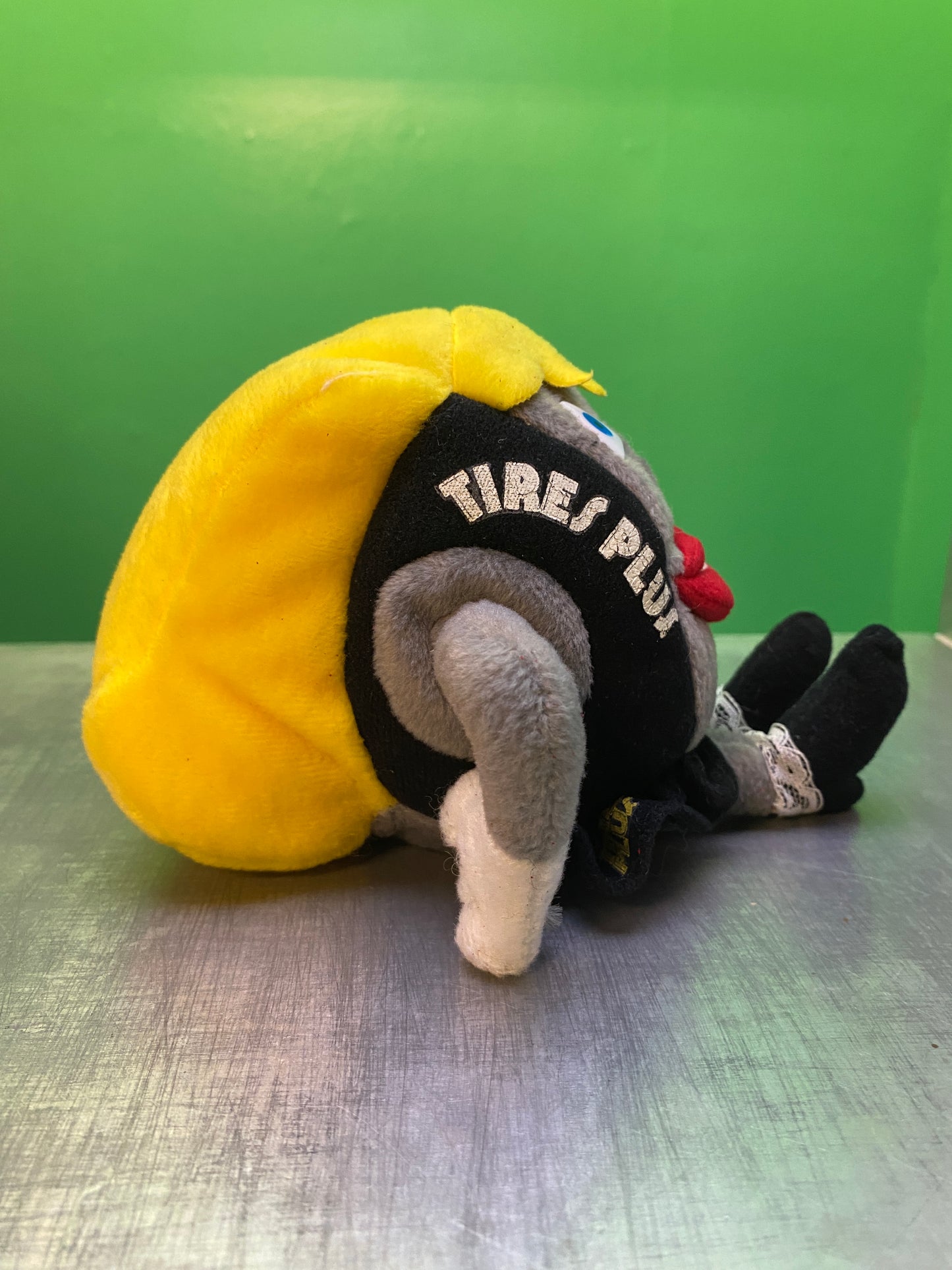 Tires Plus "Classy"・Plush / タイヤプラス・クラッシー・ぬいぐるみ