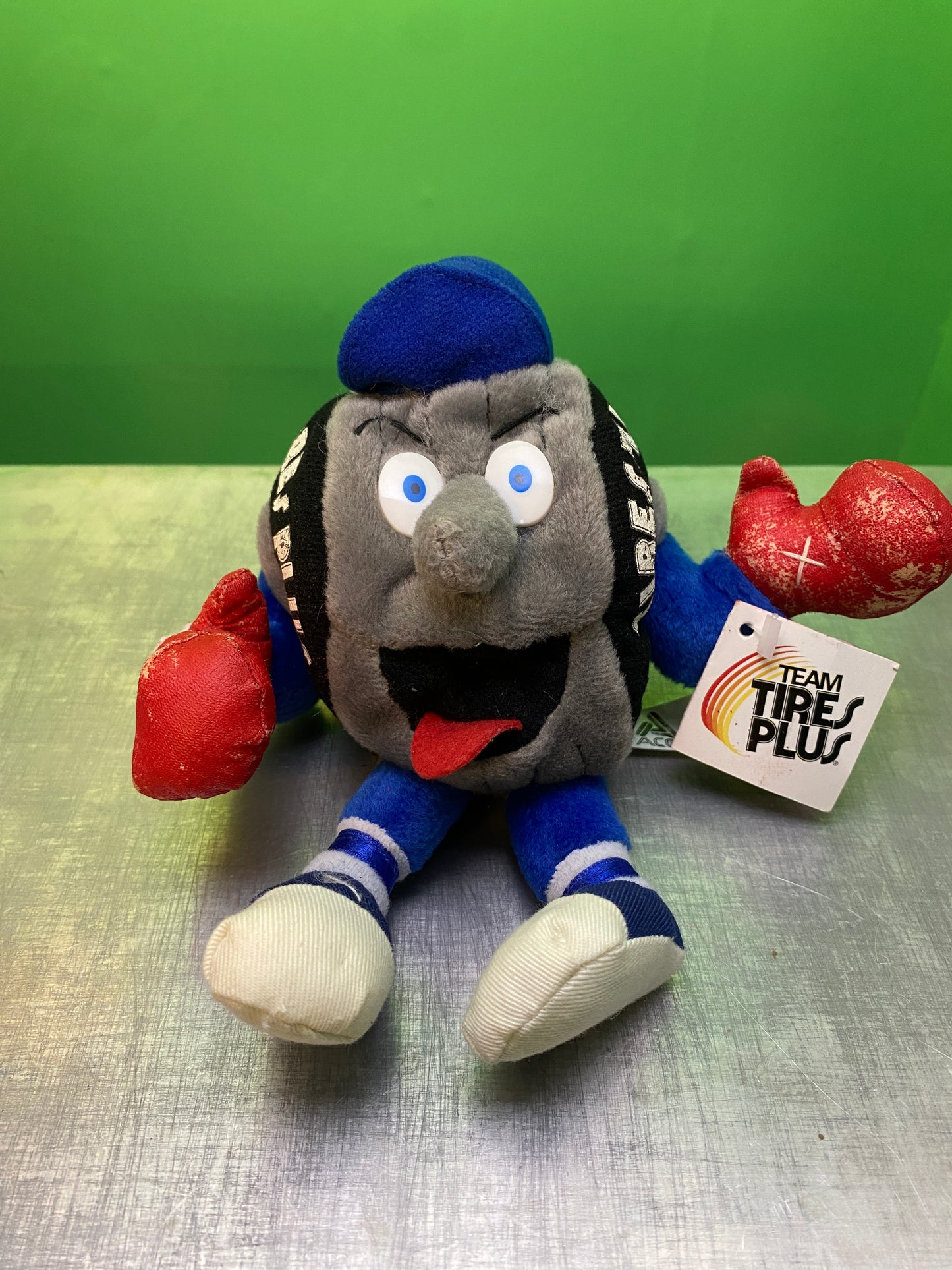 Tires Plus "Tuffy"・Plush / タイヤプラス・タッフィー・ぬいぐるみ