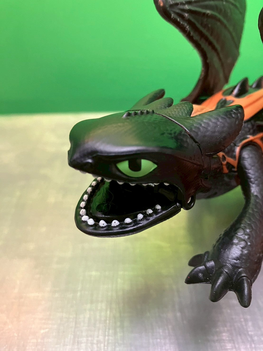 How to Train Your Dragon・Toothless / ヒックとドラゴン・トゥース・フィギュア