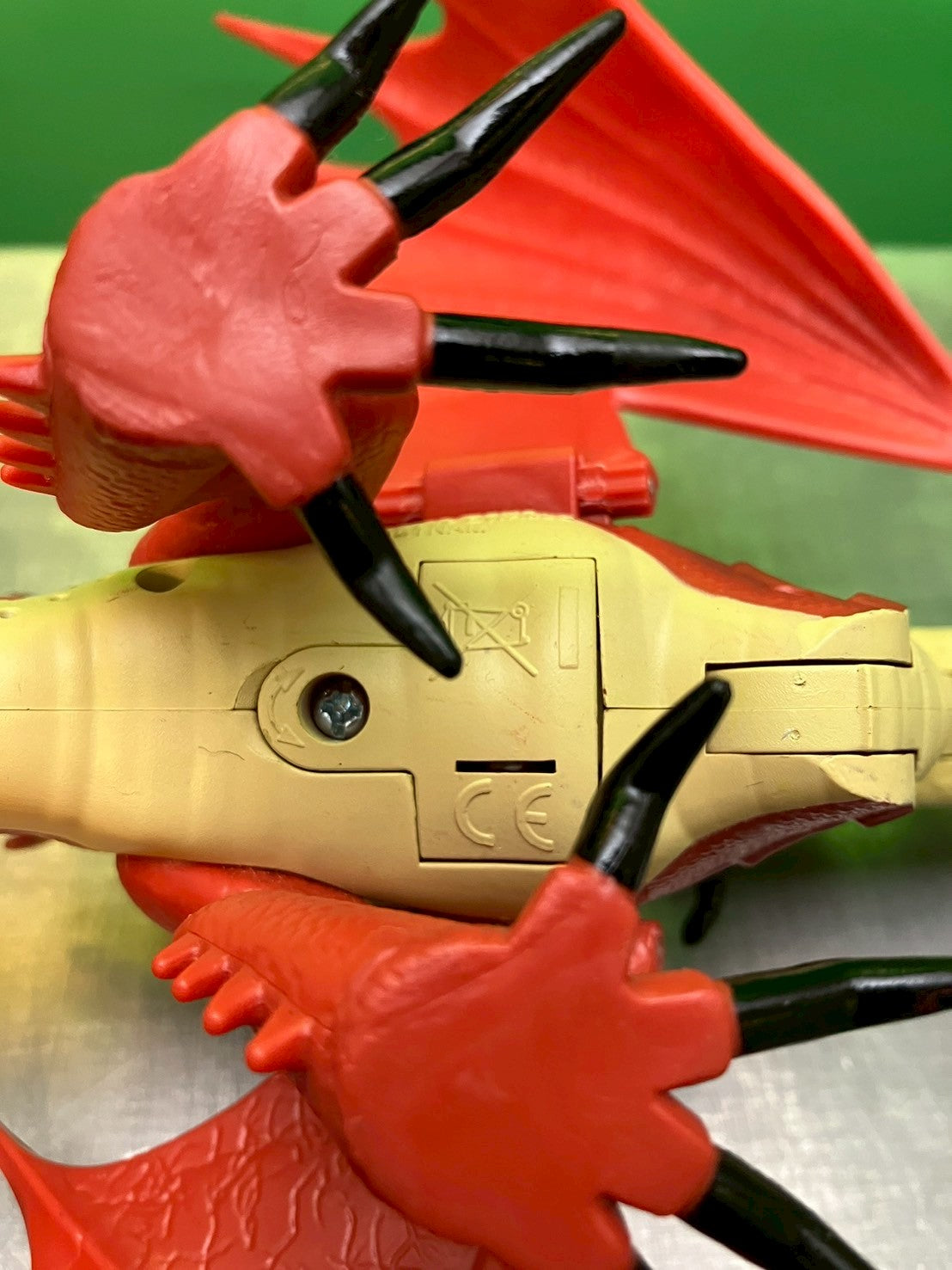 【音声&ライトギミック付き】How to Train Your Dragon・Hookfang / ヒックとドラゴン・フックファングドラゴン・フィギュア