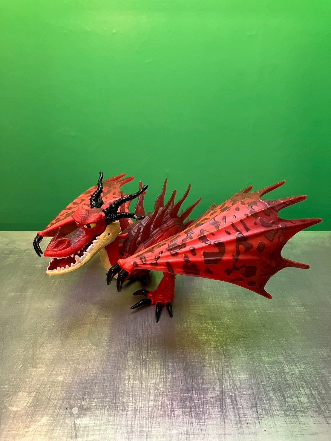 【音声&ライトギミック付き】How to Train Your Dragon・Hookfang / ヒックとドラゴン・フックファングドラゴン・フィギュア