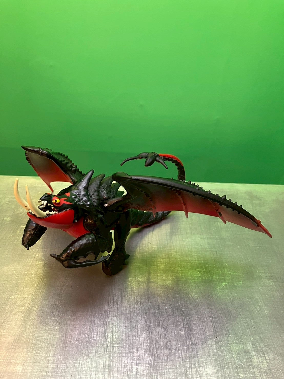 How to Train Your Dragon・Deathgripper / ヒックとドラゴン・デスグリッパー・フィギュア