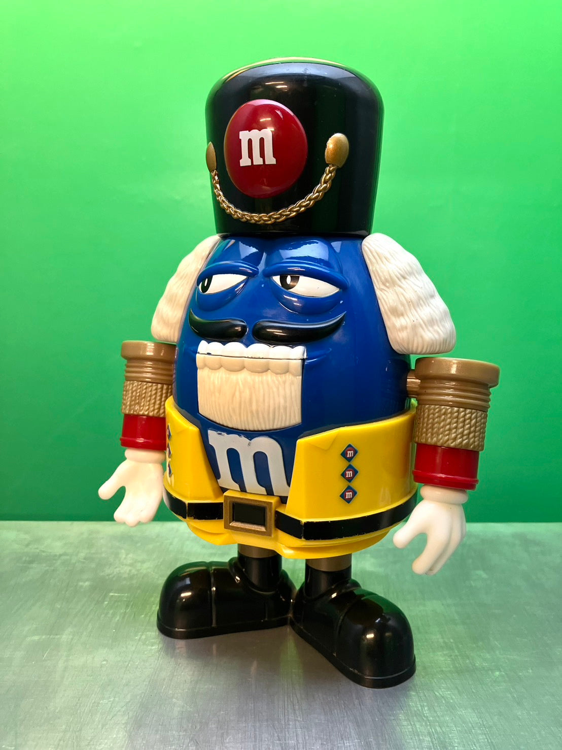 Mars・M&M's・Nutcracker Candy Dispenser / エムアンドエムズ・ナットクラッカー キャンディーディスペンサー・くるみ割り人形