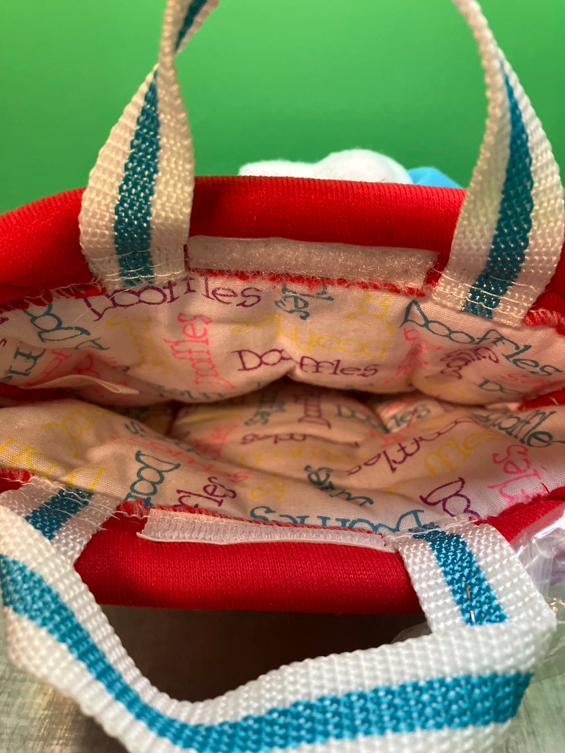 DOOFFLES・Red・Bag・Plush/ ドゥーフルズ・レッド・バッグ・ぬいぐるみ