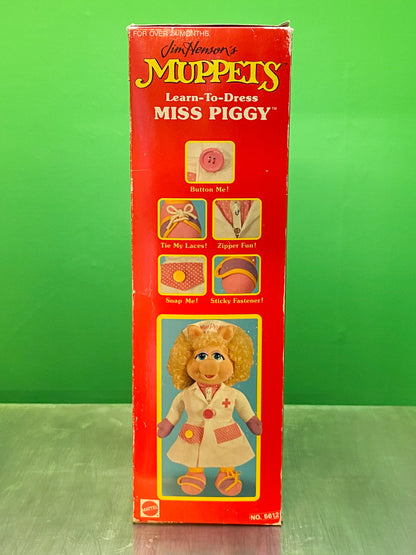 Mattel・The Muppets・Learn-To-Dress・Miss Piggy/ マテル・マペッツ・ラーン トゥ ドレス・ミス・ピギー